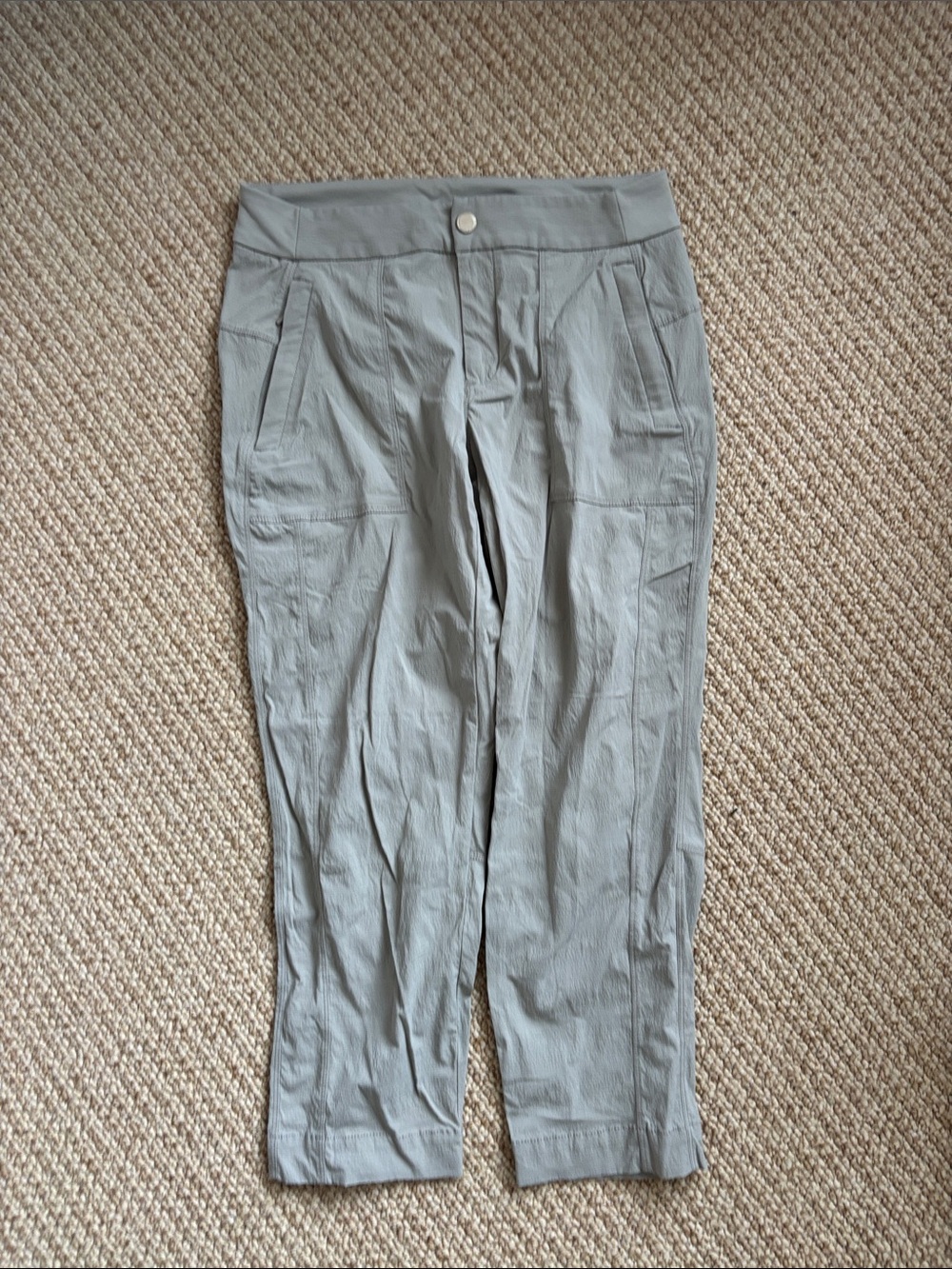 Athleta Light Gray Pull-On Capris with Front Welt Pockets